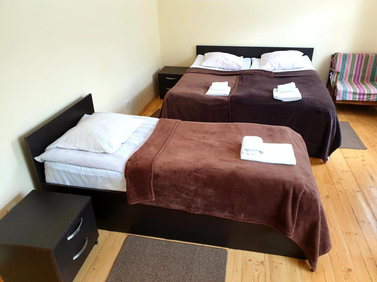 Red Stone Guest House Kazbegi Εξωτερικό φωτογραφία
